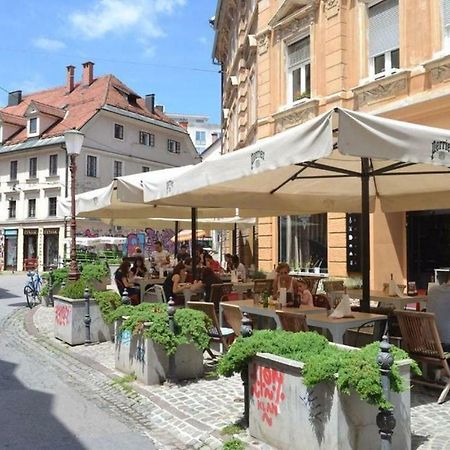 Apartment Central Station Between Dragon And Triple Bridges Ljubljana Exterior photo